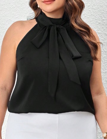 
						Bluza SHEIN CURVE, negru