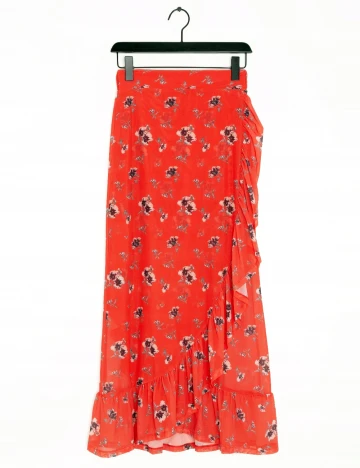 Fusta River Island, rosu