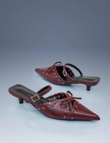 Saboti Cuccoo, visiniu