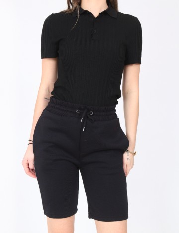 
						Pantaloni scurti River Island, negru