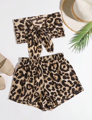 
						Compleu SHEIN CURVE, animal print