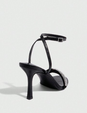 Sandale Cuccoo, negru/argintiu