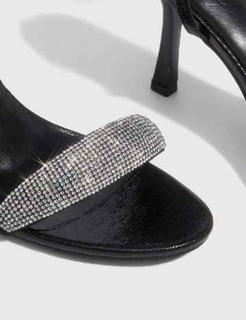 Sandale Cuccoo, negru/argintiu