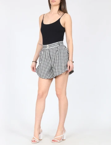 Pantaloni scurti River Island, alb/negru