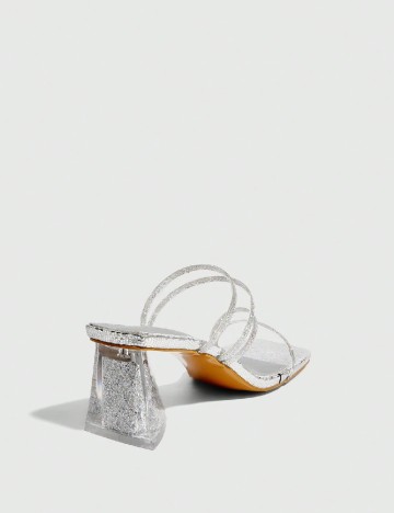 Saboti Cuccoo, argintiu