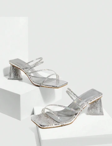 Saboti Cuccoo, argintiu