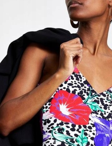 Body River Island, mix culori