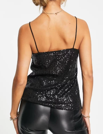 Maiou River Island, negru