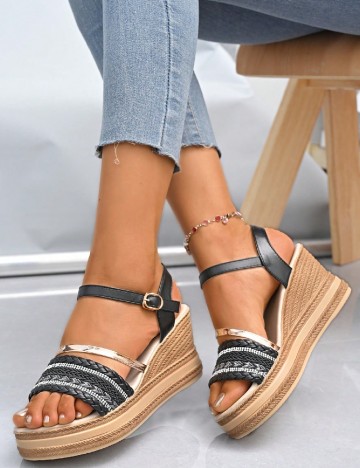 
						Sandale SHEIN, negru