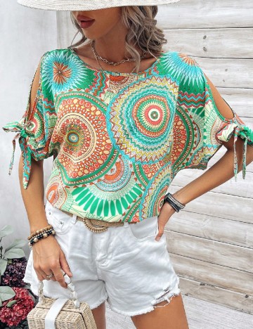 
						Bluza SHEIN, mix culori