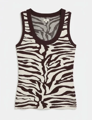 Maiou River Island, maro