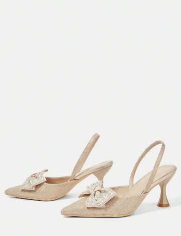 Pantofi Cuccoo, crem