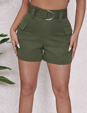 Pantaloni scurti SHEIN, verde