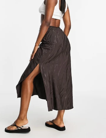 Fusta River Island, maro