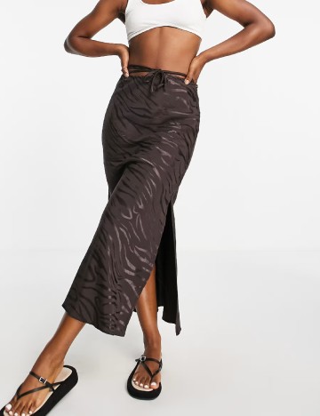 Fusta River Island, maro