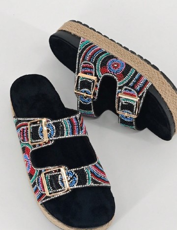 Saboti SHEIN, mix culori