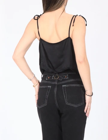 Top Bershka, negru