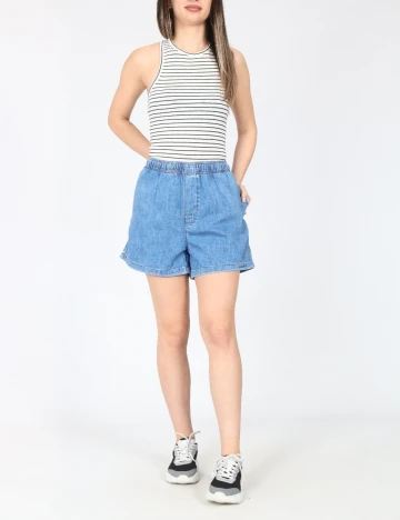 Pantaloni scurti Zara, albastru