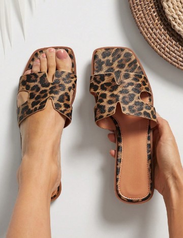 Slapi SHEIN, animal print