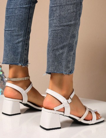 Sandale SHEIN, ecru