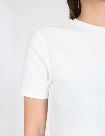 Tricou River Island, alb