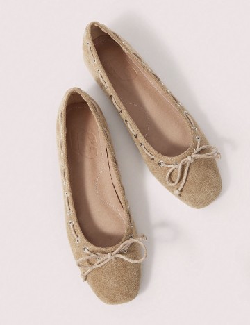 Balerini Cuccoo, bej