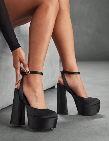 Pantofi SHEIN, negru