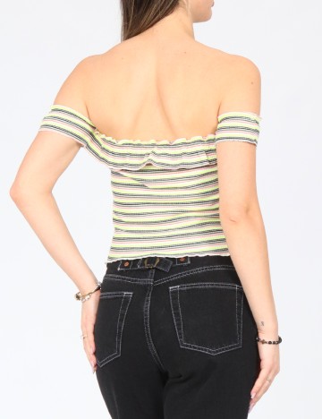Top Bershka, mix culori
