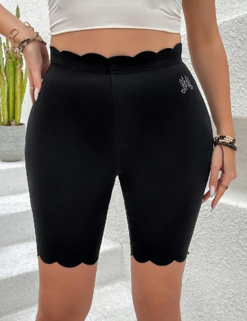 Pantaloni scurti SHEIN CURVE, negru