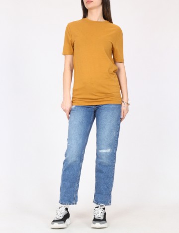 Tricou River Island, mustar