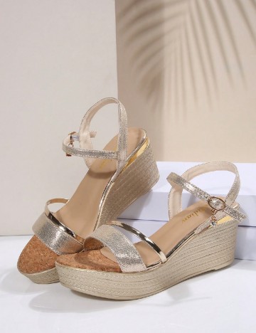 
						Sandale SHEIN, auriu