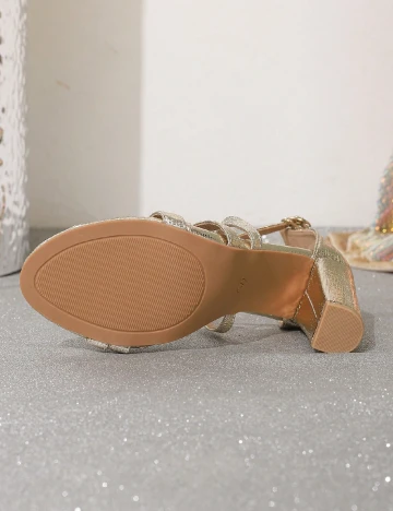 Sandale SHEIN, auriu