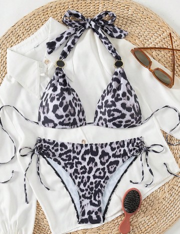 
						Costum de baie SHEIN, animal print
