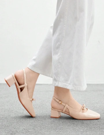 Pantofi Cuccoo, crem