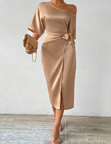 
						Rochie medie SHEIN, crem