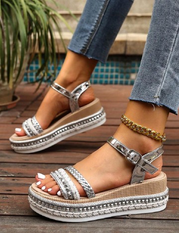 
						Sandale SHEIN, argintiu