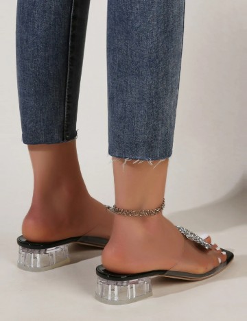 Saboti SHEIN, transparent