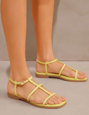 
						Sandale SHEIN, galben