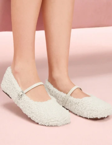 Balerini Cuccoo, crem