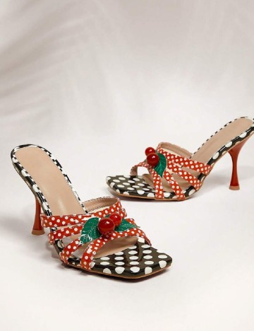 Saboti SHEIN, mix culori