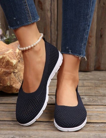 
						Balerini SHEIN, bleumarin