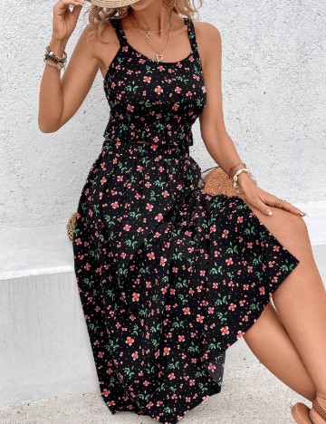 
						Compleu SHEIN, floral print