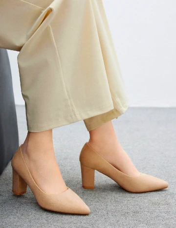 Pantofi Cuccoo, crem