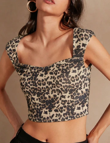 Top Anewsta, animal print