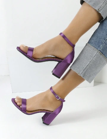 Sandale SHEIN, mov