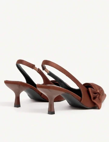 Pantofi Cuccoo, maro