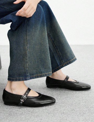 Balerini Cuccoo, negru