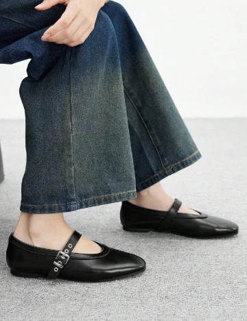 Balerini Cuccoo, negru