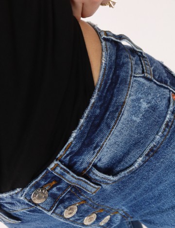 Body River Island, negru