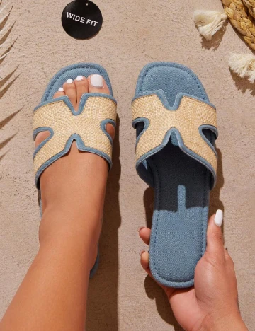 Slapi SHEIN, crem/albastru